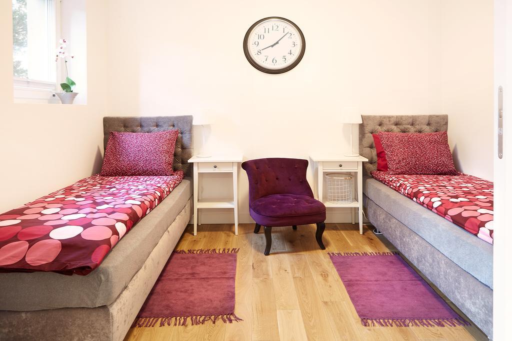 Lovely Lux Garden Flat Near Royal Park Apartment Varşovia Exterior foto