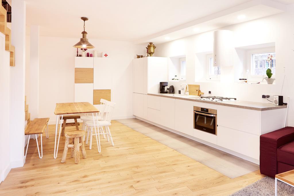 Lovely Lux Garden Flat Near Royal Park Apartment Varşovia Exterior foto